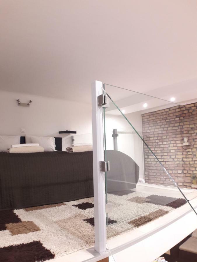 Beige & Brown Apartment Budapest Exterior photo